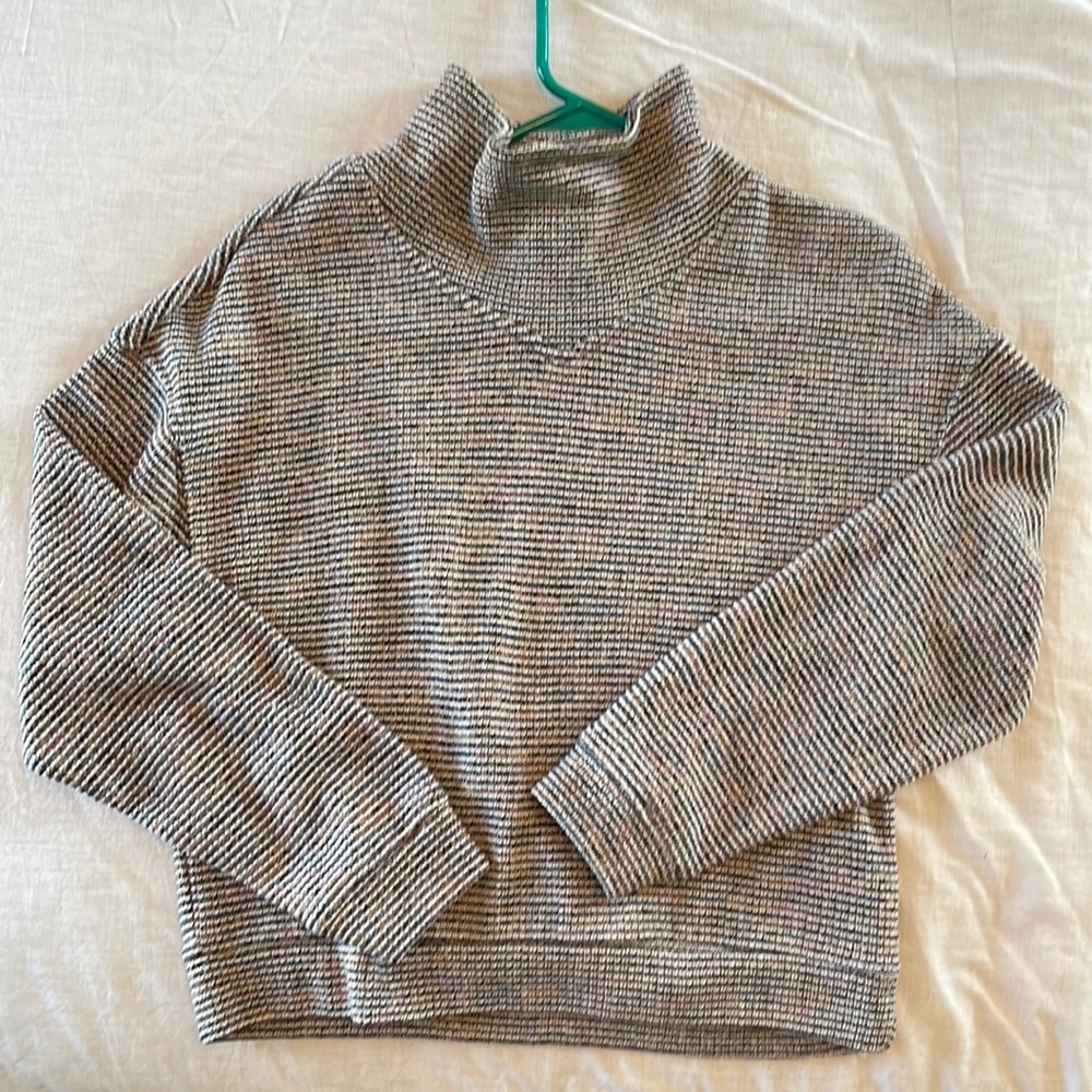 New Madewell turtleneck sweater